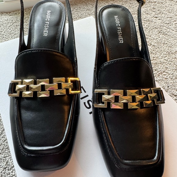 Marc Fisher Black Loafers with Gold Chain - Picture 3 of 7